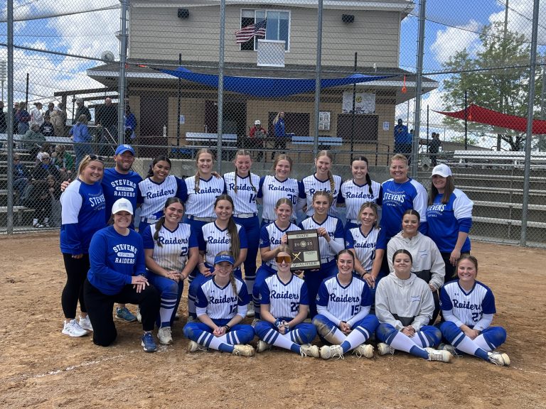 2025 Stevens Softball Team.