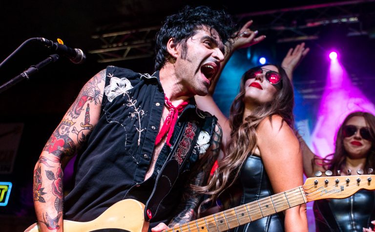 The Budweiser Girls onstage with David Graham & the Eskimo Brothers at the Loud American. Photo by Dylan Widger.