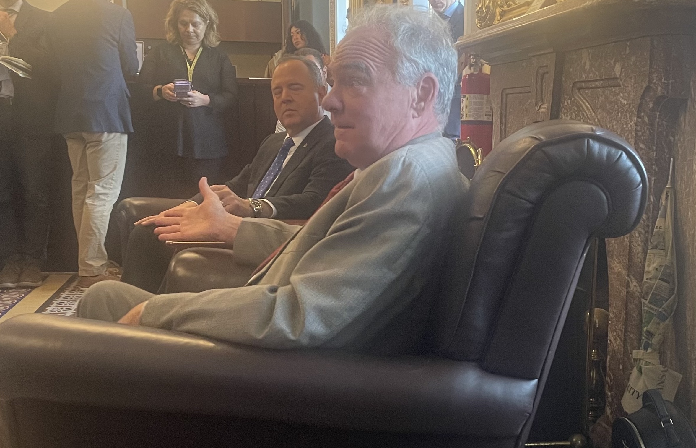 Democratic Sens. Tim Kaine of Virginia and Adam Schiff of California hold a pen and pad press conference with reporters in the U.S. Capitol on Oct. 8 2025 ahead of the Senate’s vote on their resolution to limit the presidents military power abroad.  (edited)