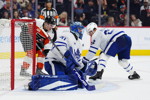 Toronto Maple Leafs goaltender Anthony Stolarz looks for the puck during the second period of an NHL hockey game against the Philadelphia Flyers, Saturday, Nov. 1, 2025, in Philadelphia. (AP Photo/Derik Hamilton)